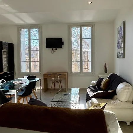 3 Pieces Au Coeur Du Vieux