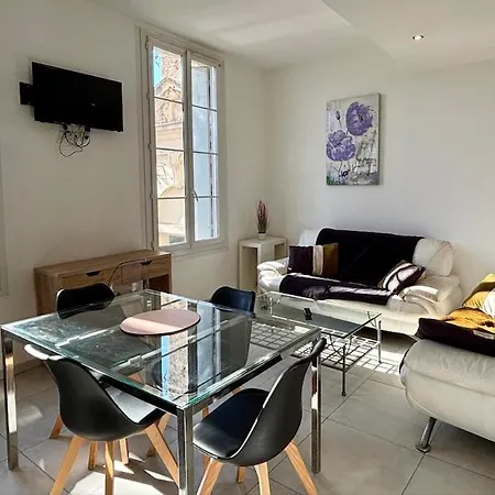 Appartement 3 Pieces Au Coeur Du Vieux Montpellier