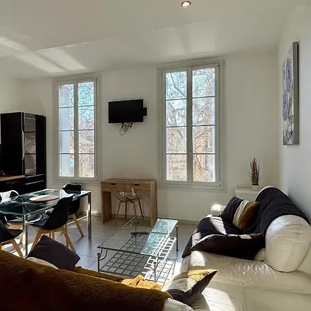 3 Pieces Au Coeur Du Vieux * Montpellier